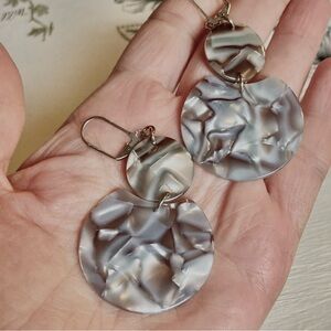 Gray tortoiseshell  earrings